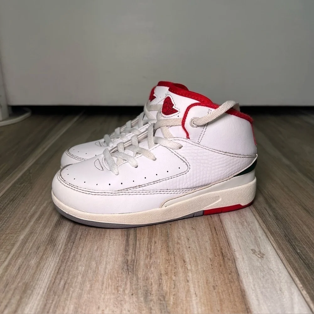 Nike AIR Jordan 2 Retro DQ8563-101 White Red Green Toddler Size 10C